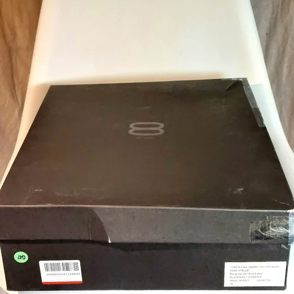 8 by YOOX black leather cap-toe Chelsea boots, EU41, NWT - Picture 13 of 14